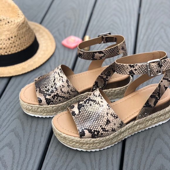 HELLO SPRING Comfy Espadrilles - SNAKE PRINT - Picture 8 of 8